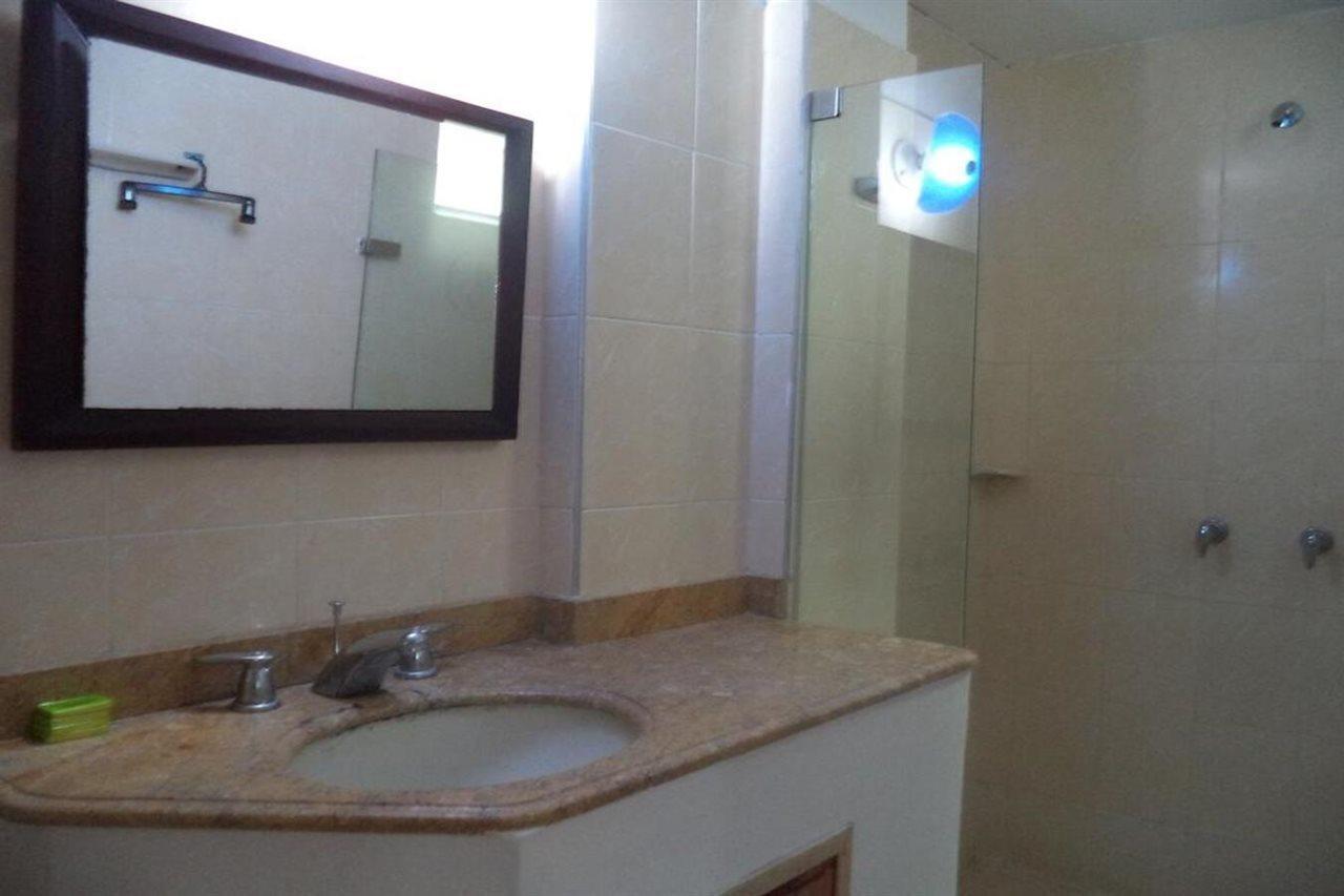 Hotel Bahia Plaza Санта-Марта Екстер'єр фото