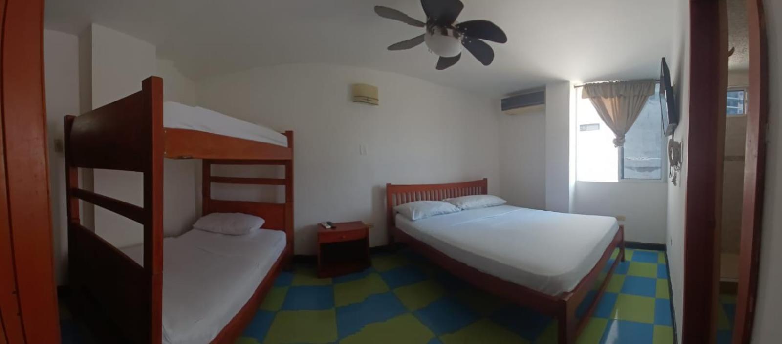 Hotel Bahia Plaza Санта-Марта Екстер'єр фото