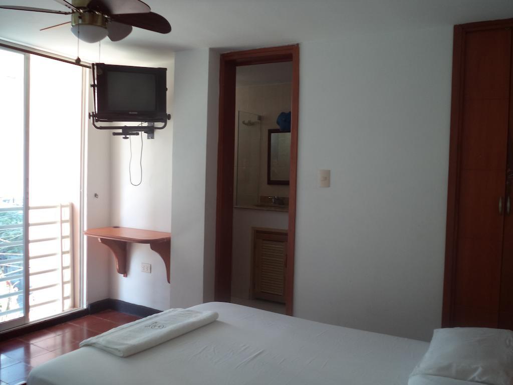 Hotel Bahia Plaza Санта-Марта Екстер'єр фото