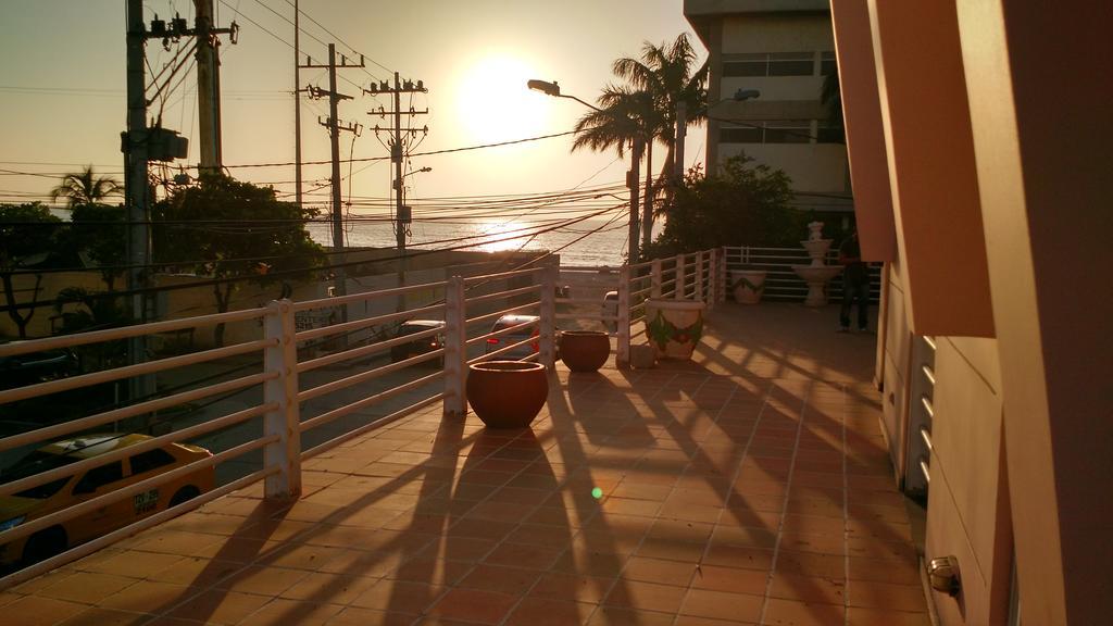 Hotel Bahia Plaza Санта-Марта Екстер'єр фото